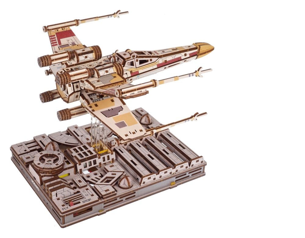 Star Wars maquette en bois Luke Skywalker's X-Wing Starfighter