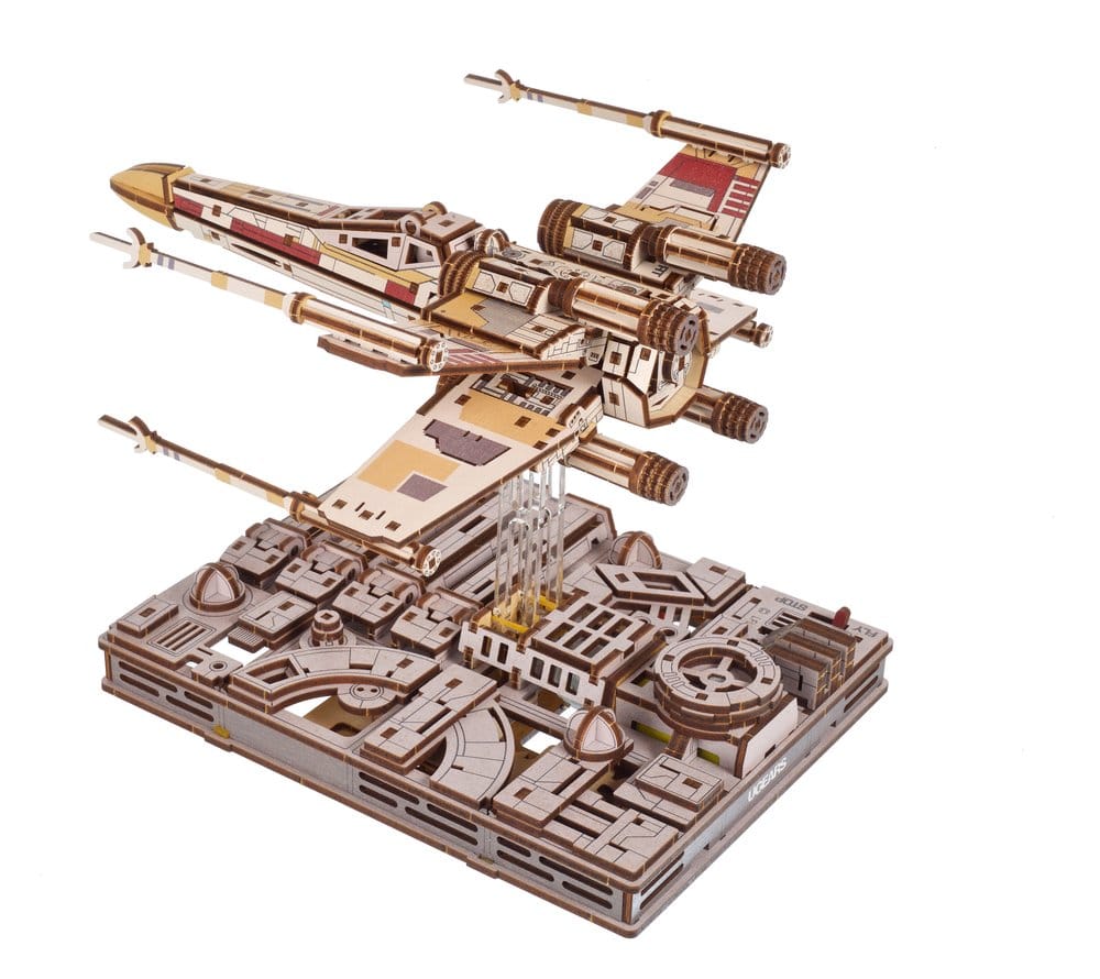 Star Wars maquette en bois Luke Skywalker's X-Wing Starfighter