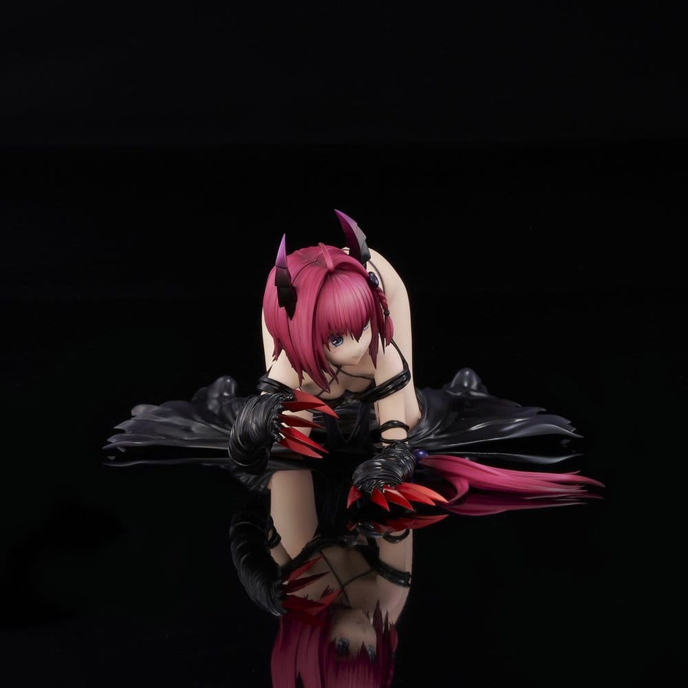 To Love-Ru Darkness figurine PVC 1/6 Mea Kurosaki Darkness Ver. (Renewal Package Edition) 11 cm