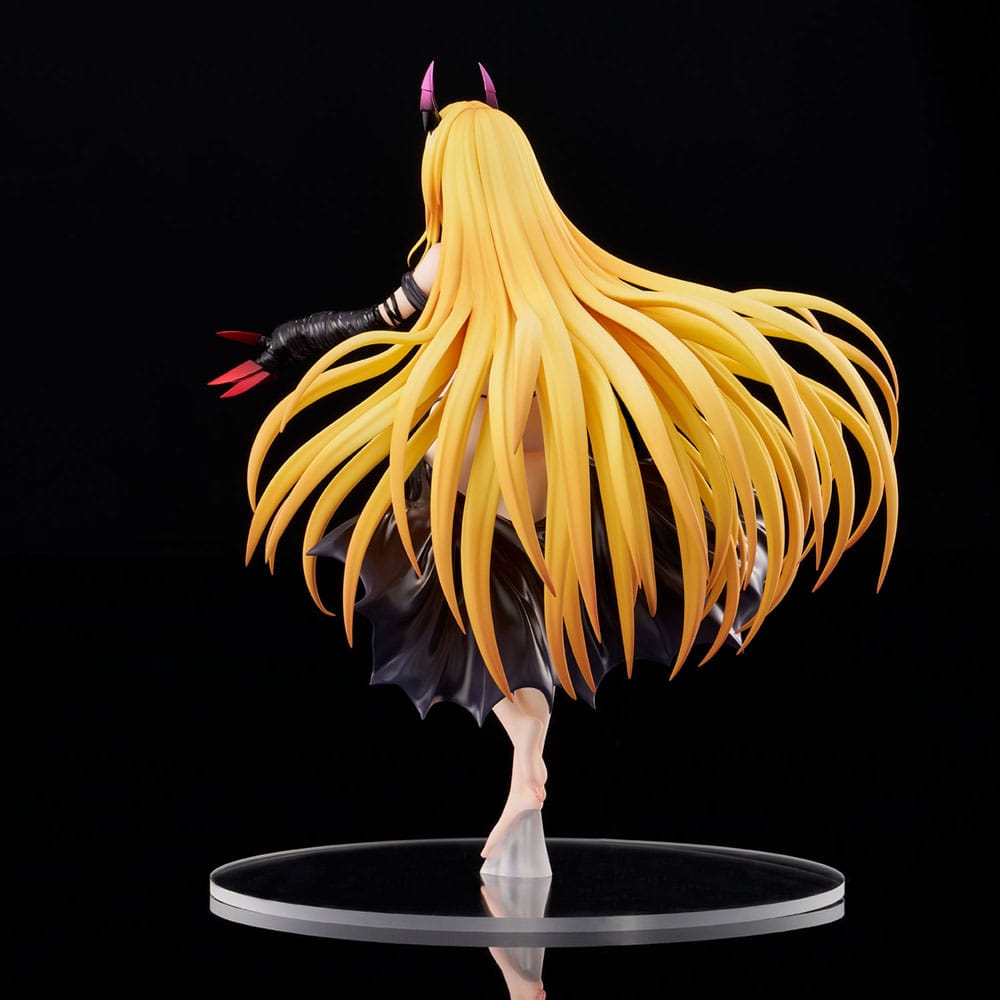 To Love-Ru Darkness statuette PVC 1/6 Golden Darkness Darkness Ver. 30 cm