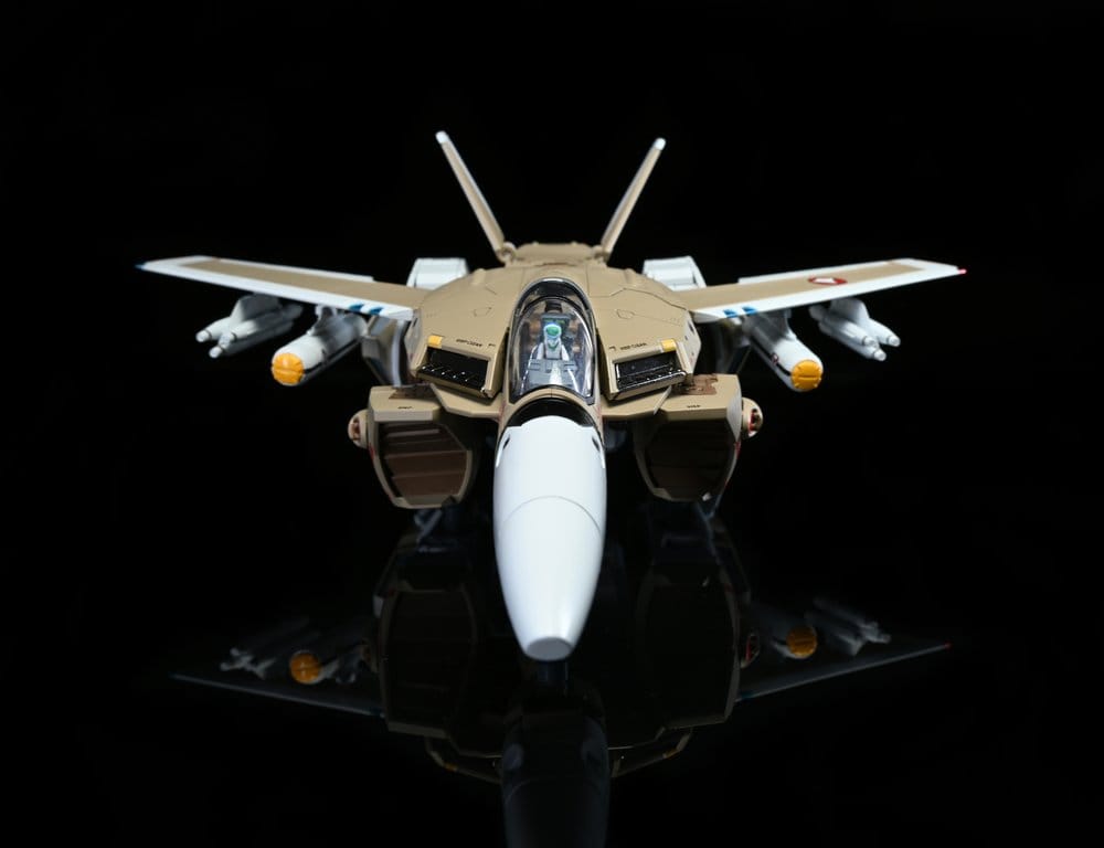 Robotech figurine Hen Dou Ryoku Veritech VF-1A Transformable 21 cm