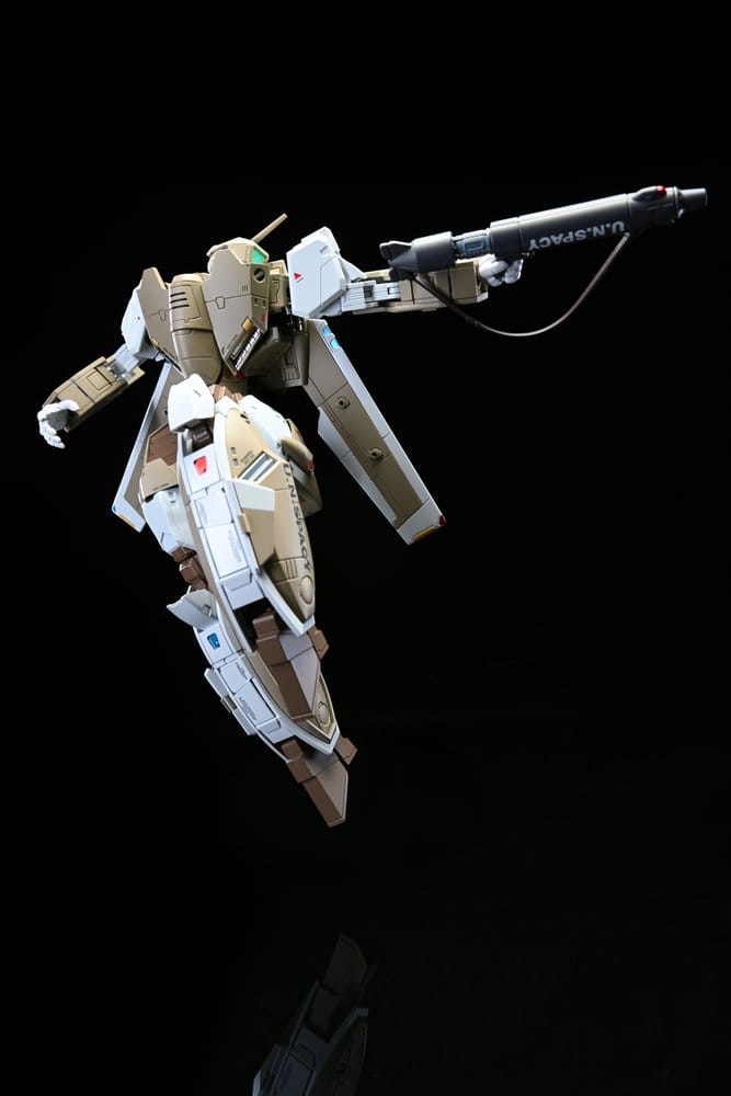 Robotech figurine Hen Dou Ryoku Veritech VF-1A Transformable 21 cm