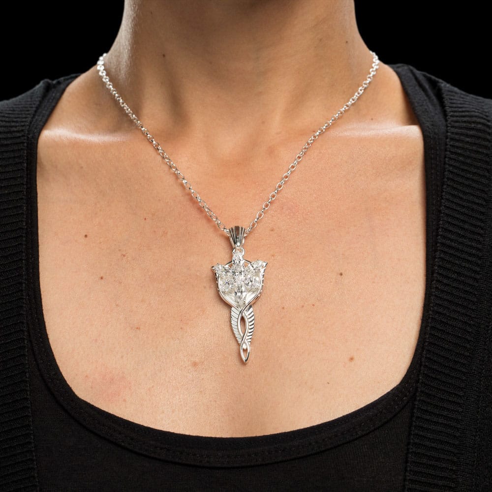Le Seigneur des Anneaux réplique 1/1 pendentif & collier Arwen Etoile du Soir (argent sterling)