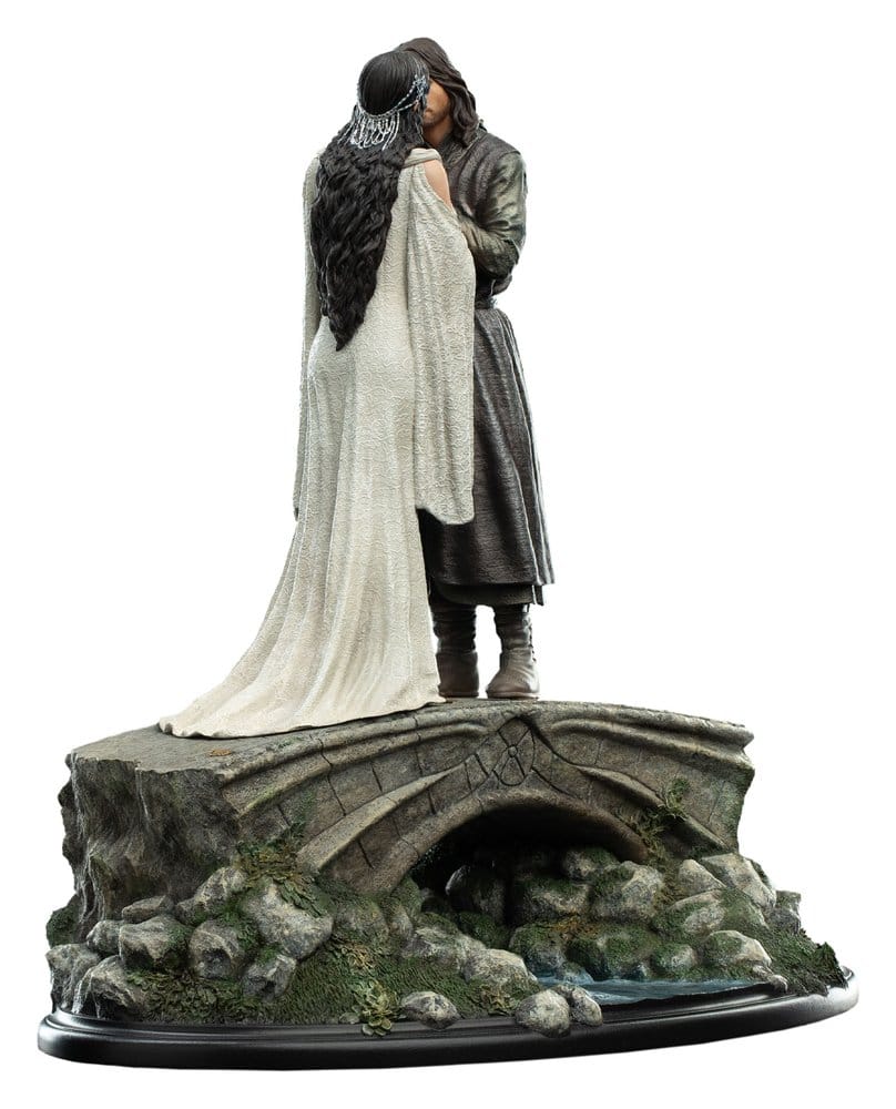 Le Seigneur des Anneaux statuette Aragorn & Arwen 24 cm