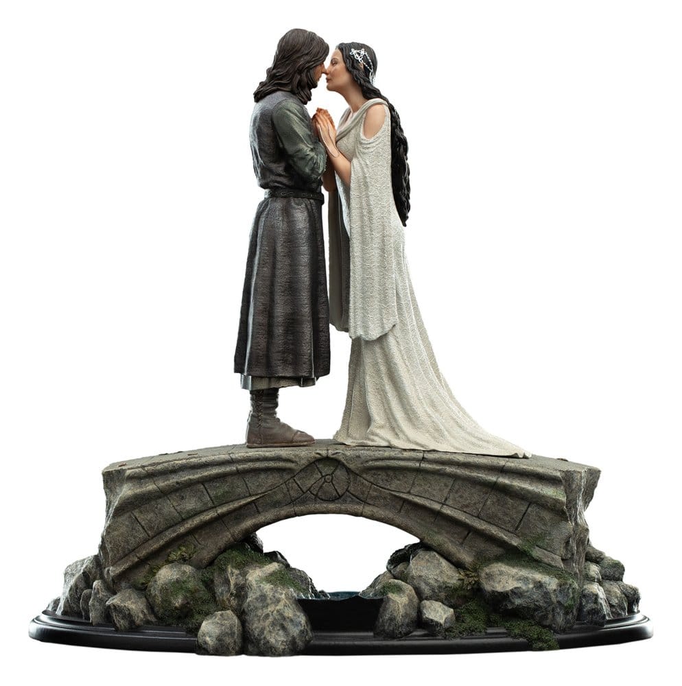 Le Seigneur des Anneaux statuette Aragorn & Arwen 24 cm