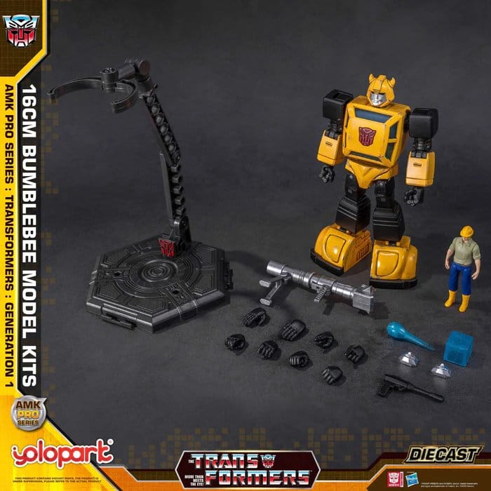 Transformers: Generation One Plastic Model Kit AMK PRO Series Bumblebee 16 cm