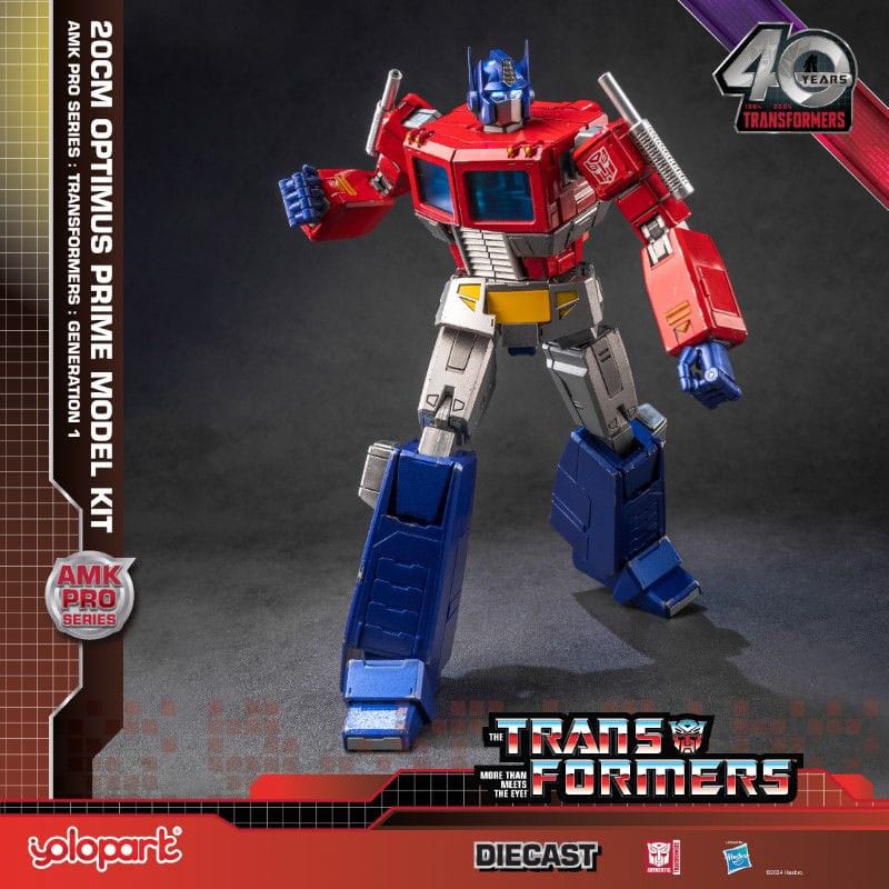 Transformers: Generation One figurine Plastic Model Kit AMK Pro Series Optimus Prime 20 cm