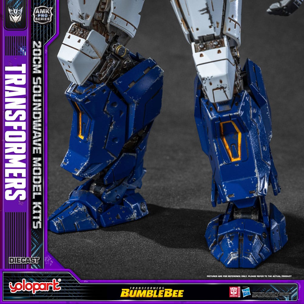 Transformers: Bumblebee figurine Plastic Model Kit AMK Pro Series Soundwave (Oversea Version) 20 cm