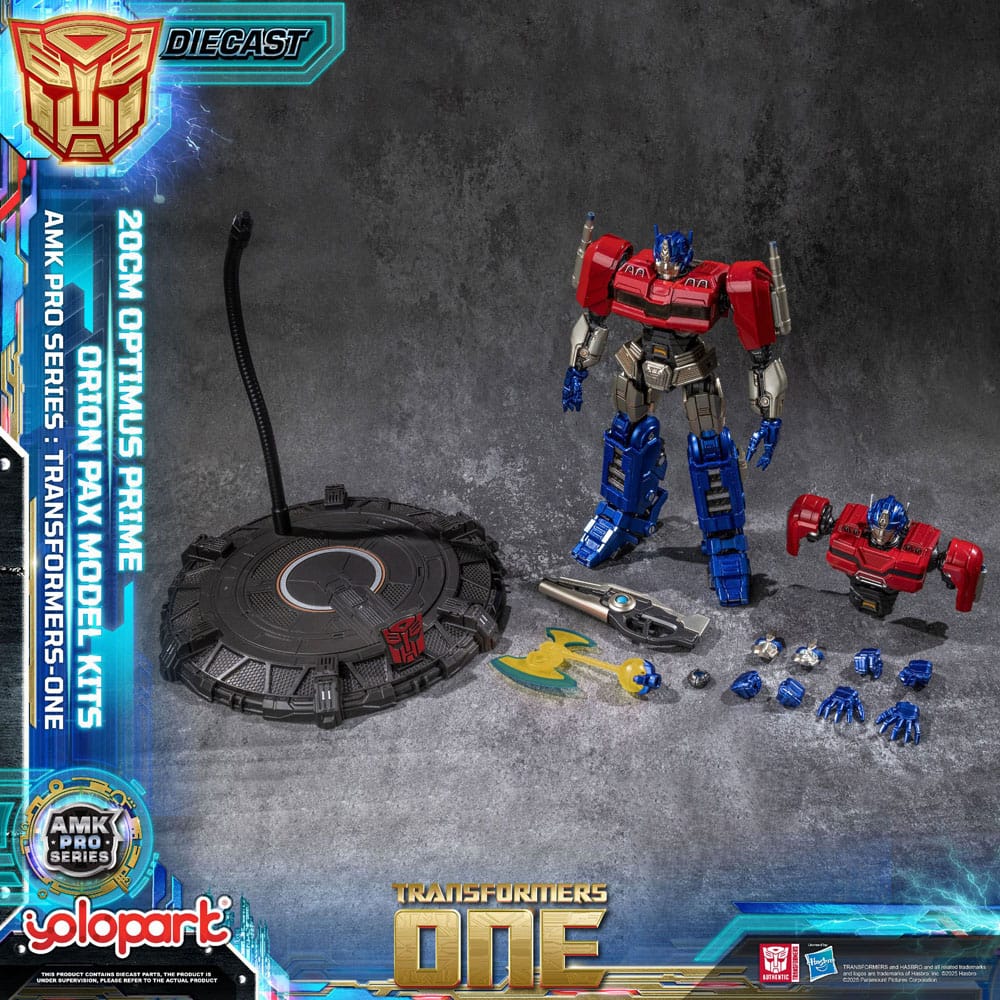 Transformers: Generation One figurine Plastic Model Kit AMK Pro Series Orion Pax/Optimus Prime Final Form 20 cm