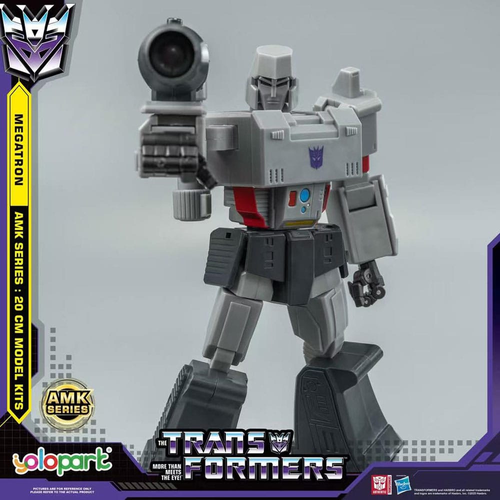 Transformers Generation One figurine Plastic Model Kit AMK Series Megatron 20 cm
