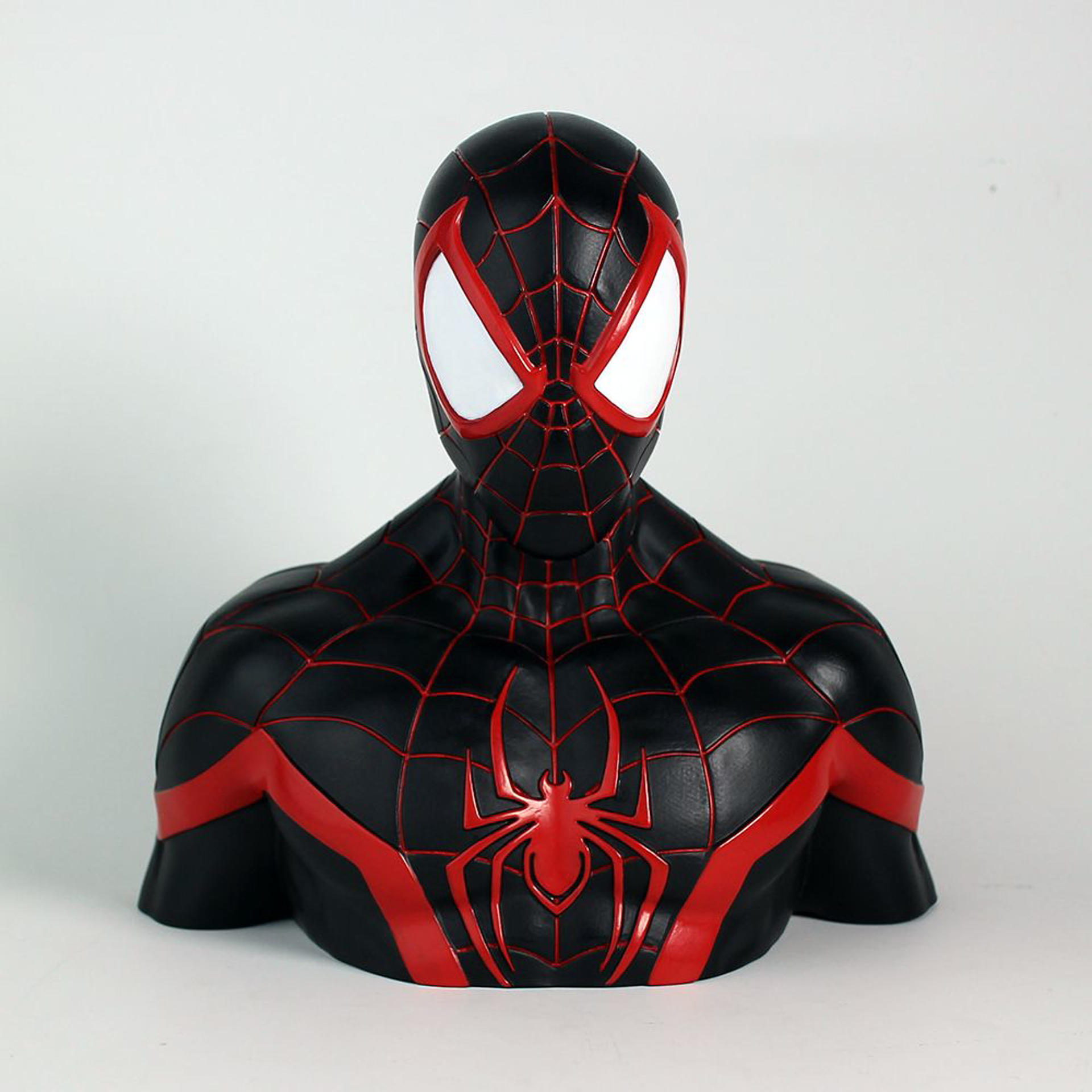 Marvel - Buste Tirelire Spider-Man (Miles Morales) Deluxe - flash vidéo