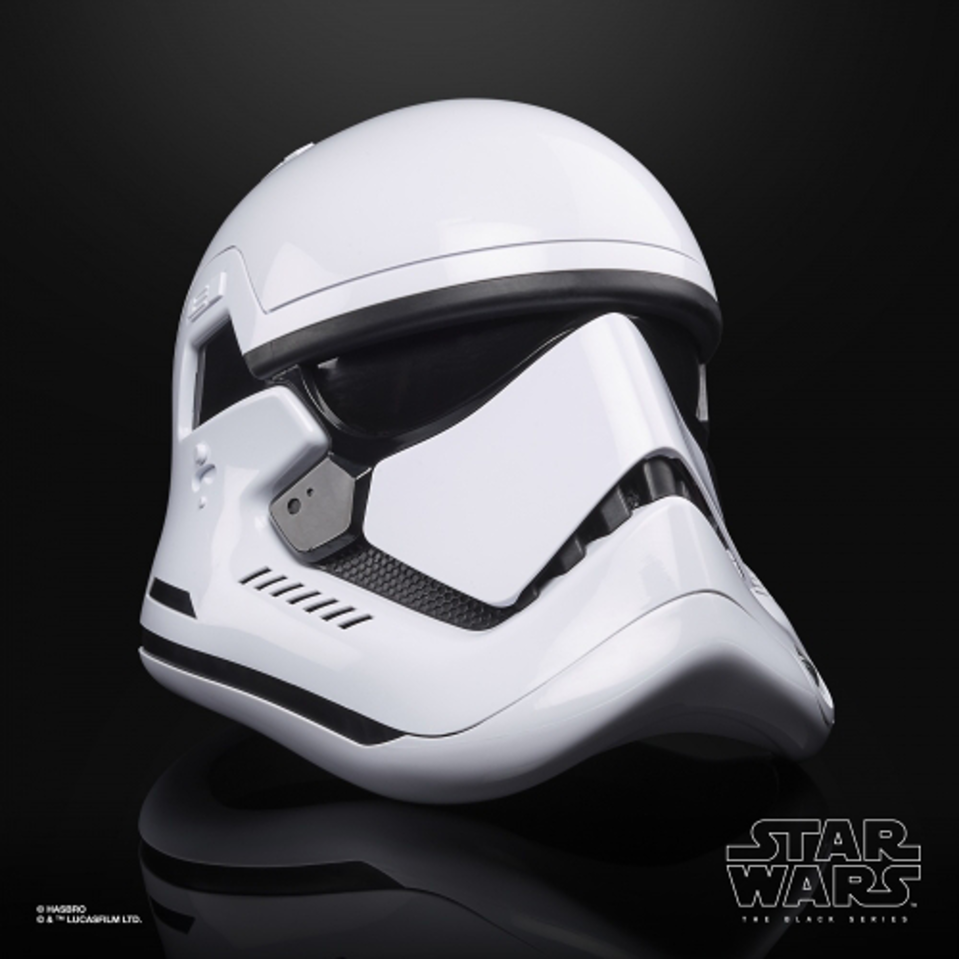Star Wars The Black Series - Réplique 1/1 électronique du casque de Stormtrooper du Premier Ordre
