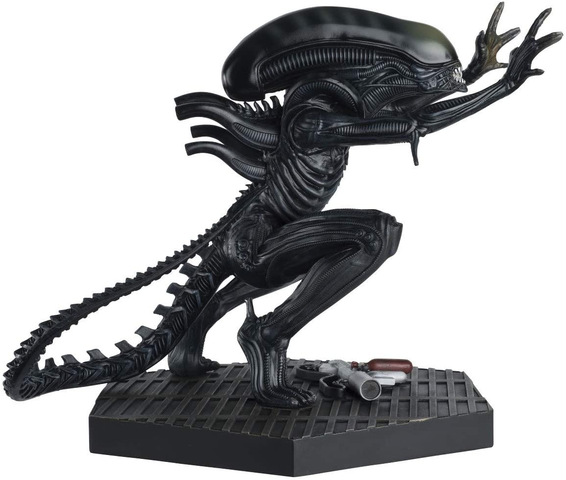 Alien & Predator - Méga statue du Xénomorphe (attaque du puits de ventilation) - flash vidéo