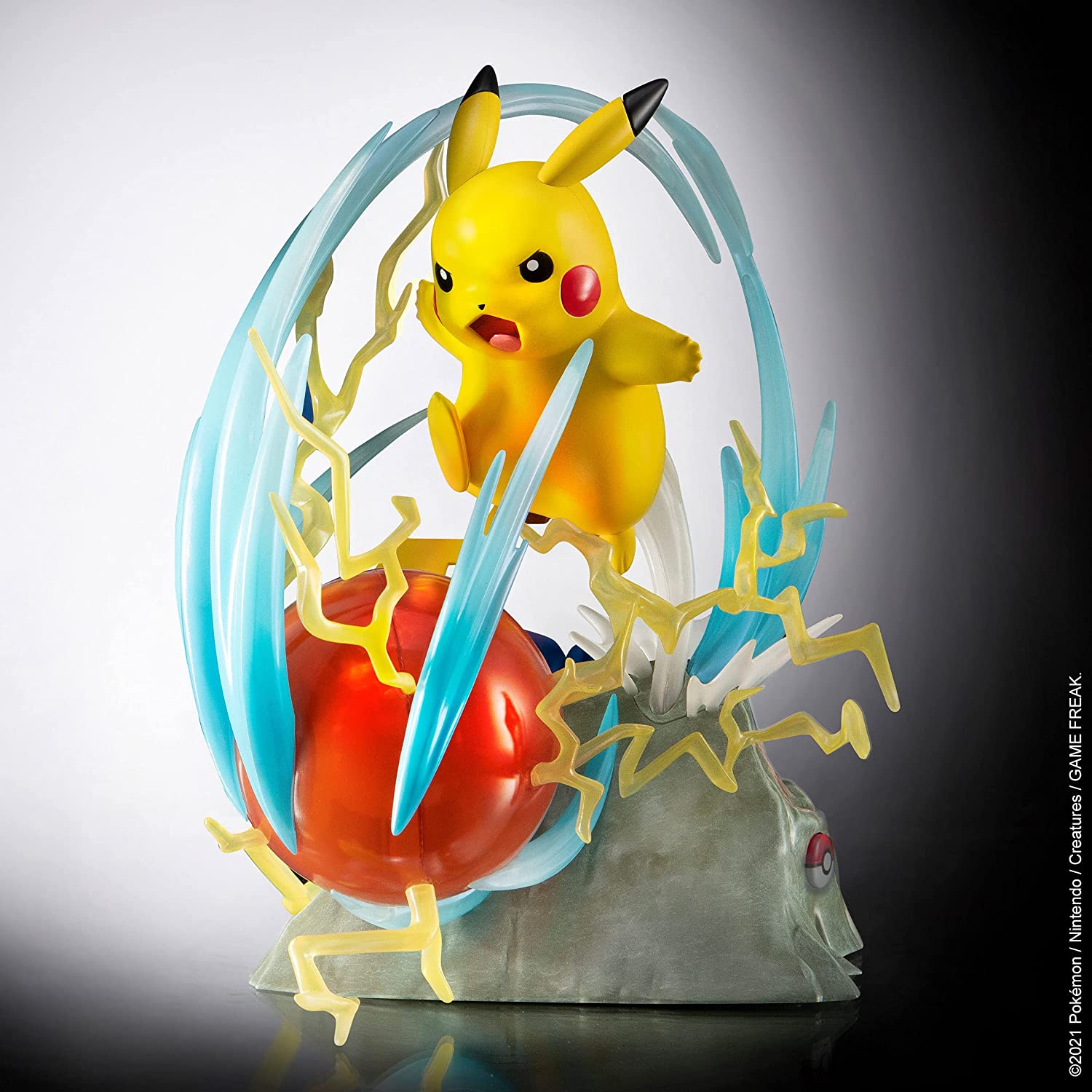 Pokémon - Statue de collection deluxe Pikachu
